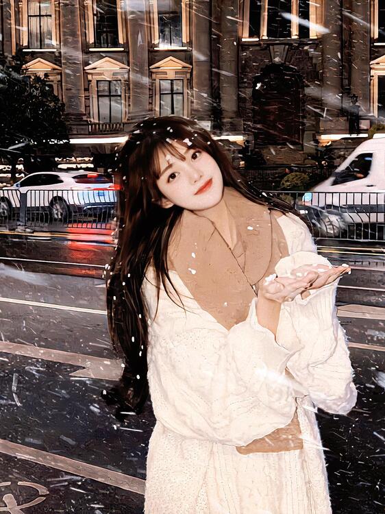 Chica 192616