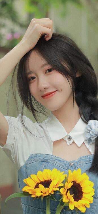 Girl 102665
