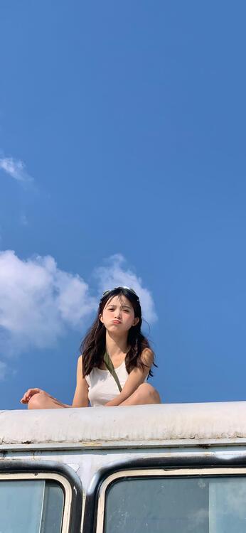 Girl 102670