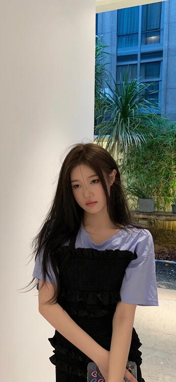 Girl 102661