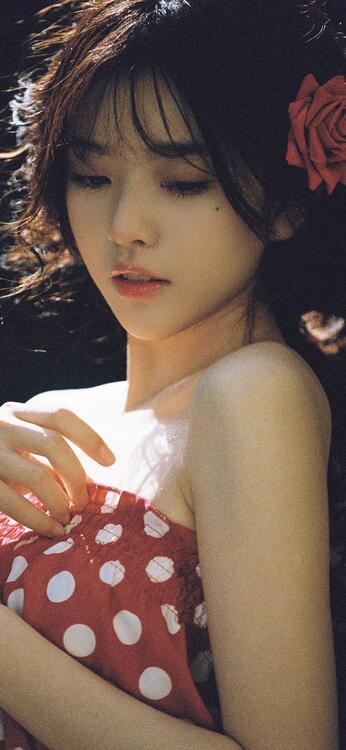 Girl 116744